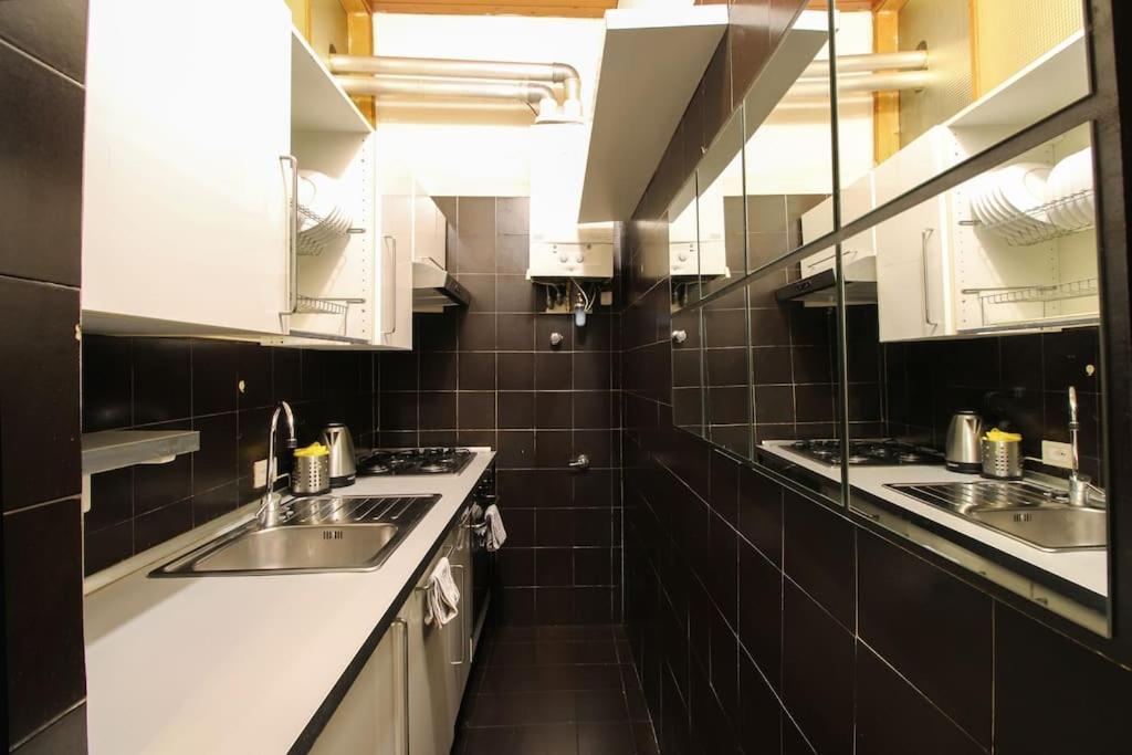 Lovely 2 Bedroom Apartment-6 Pax By Yourhost 罗马 外观 照片